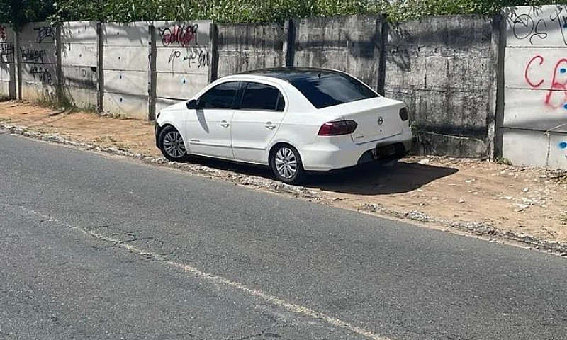 Volkswagen Voyage 1....
