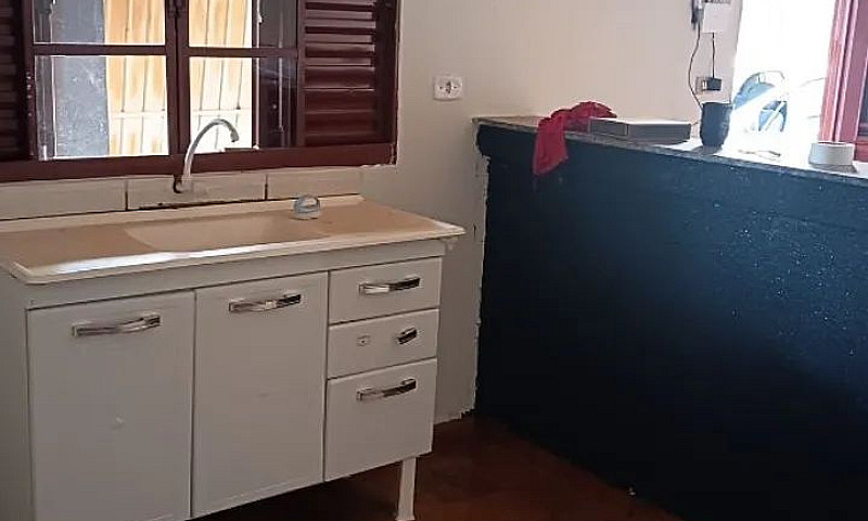 Alugo Casa Edícula ...