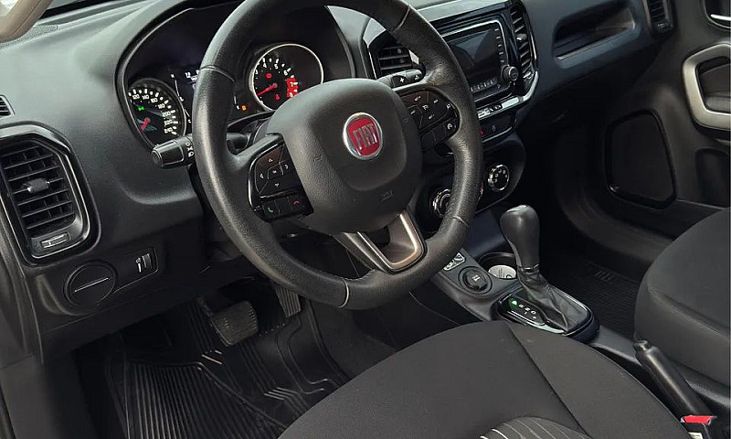 Fiat Toro Freedom 1....