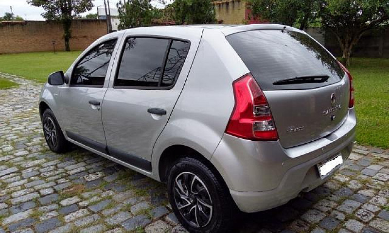 Renault Sandero 2012...