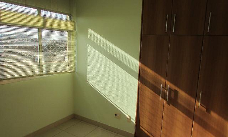 Apartamento Para Alu...