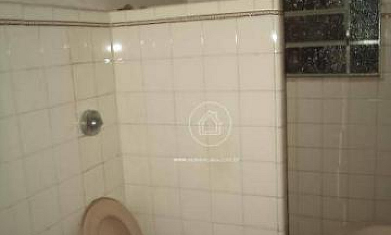Casa Com 3 Dormitóri...