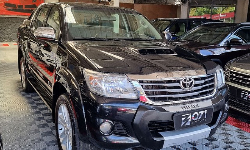 Hilux Srv 3.0 Diesel...