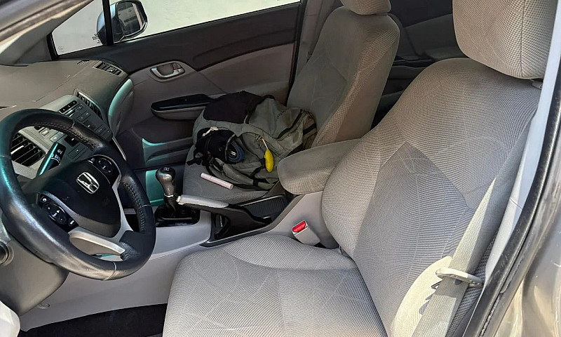 Honda Civic Sedan Lx...