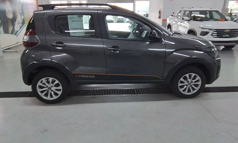 Fiat Mobi Trekking 1...