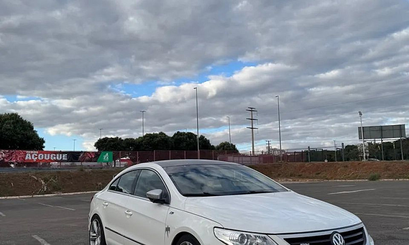 Volkswagen Passat Cc...