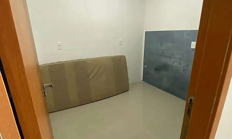 Casa Em Condomínio F...