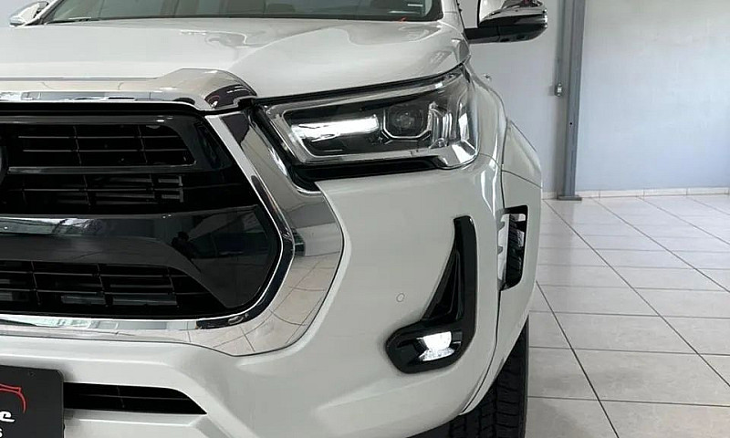 Hilux Srx Plus 2.8 B...