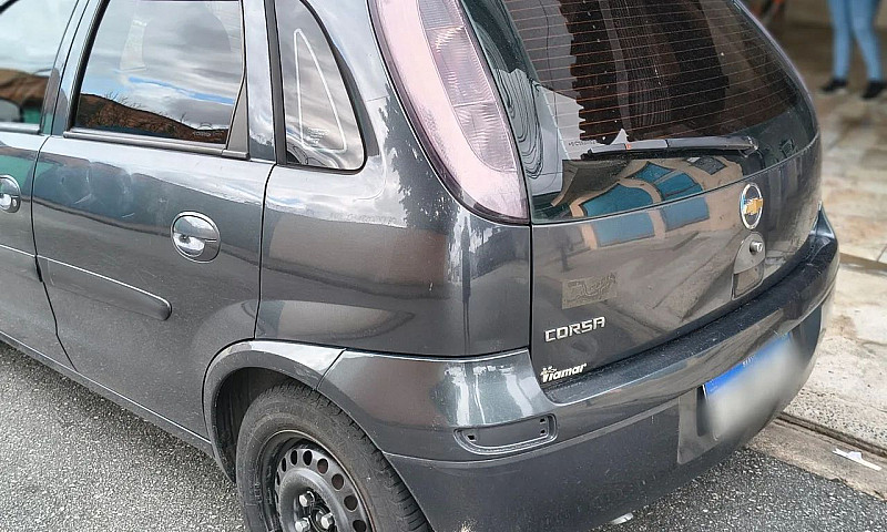 Chevrolet Corsa Hat....