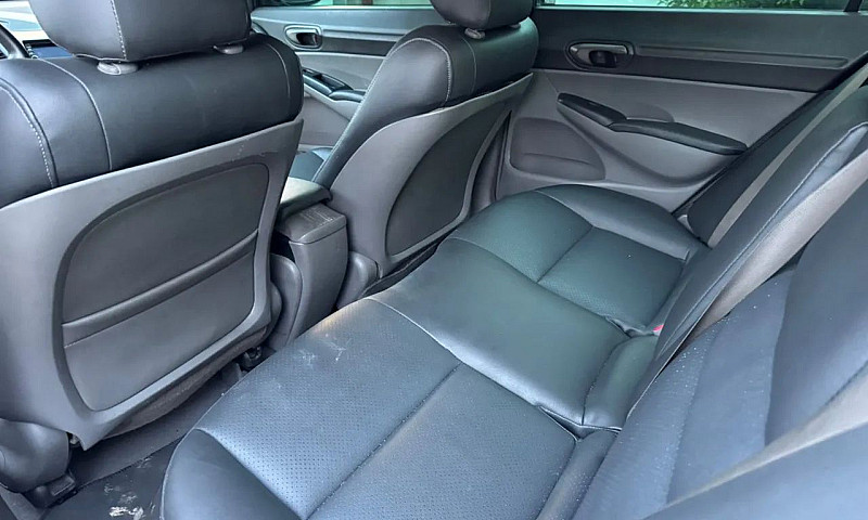 Honda Civic Sedan Lx...