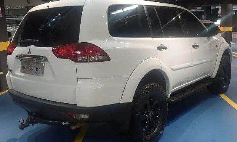 Mitsubishi Pajero 3....
