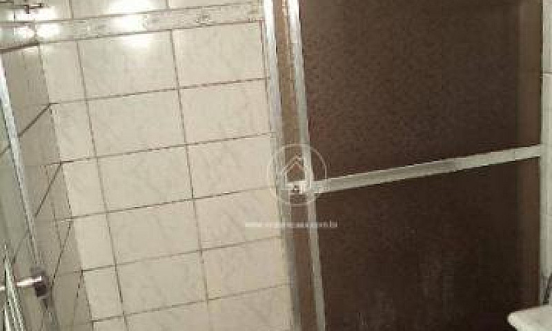 Casa Com 3 Dormitóri...