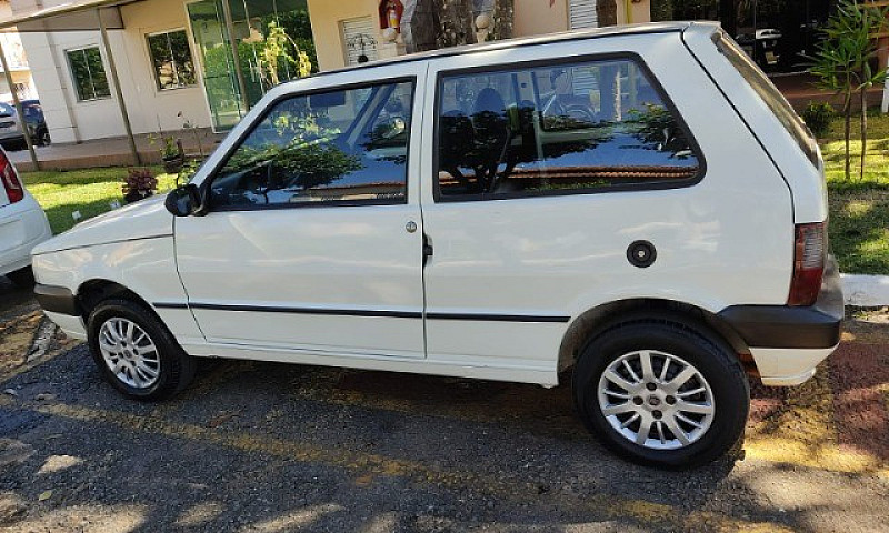 Fiat Uno 2010/2011...