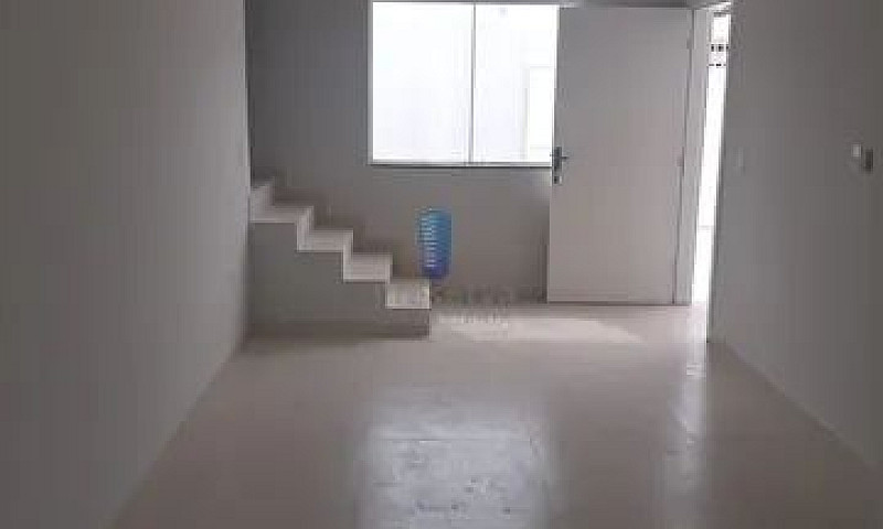 Casa À Venda No Bair...