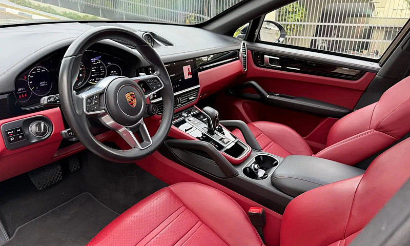 Porsche Cayenne Coup...