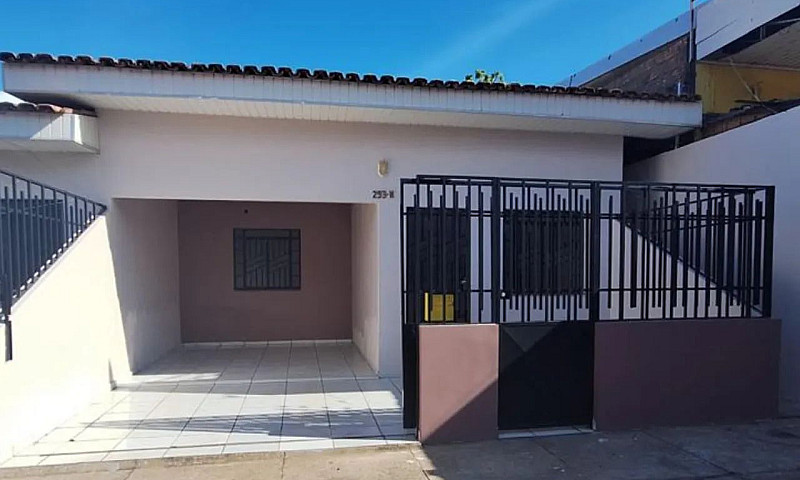 Aluga-Se Casa No Con...