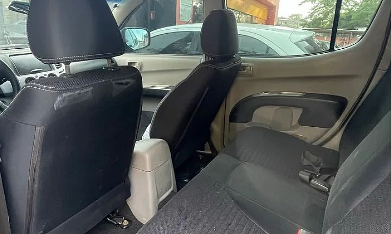 Mitsubishi L200 Trit...