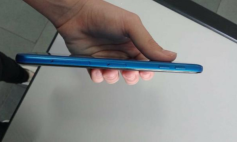 Celular Galaxy J4 Co...