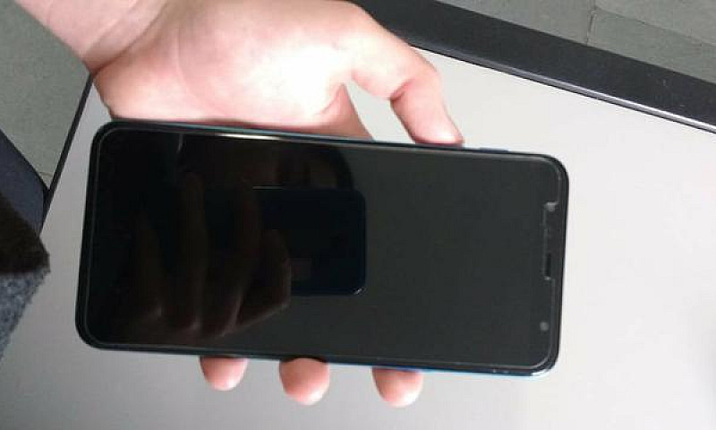 Celular Galaxy J4 Co...