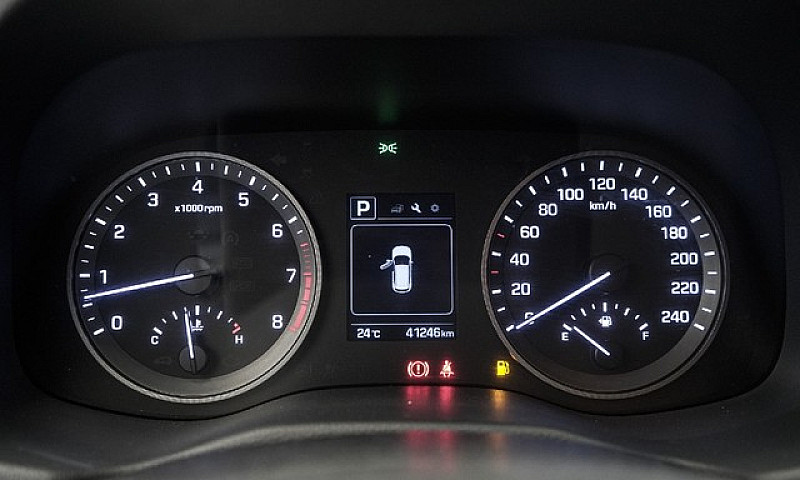 Hyundai Tucson 1.6 1...