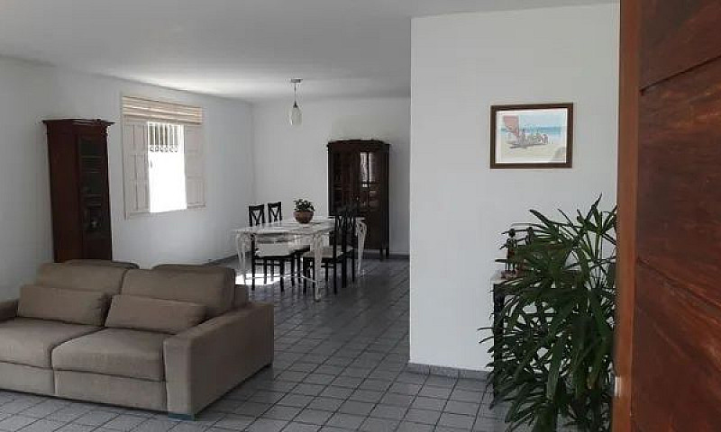 Casa Em Capim Macio ...