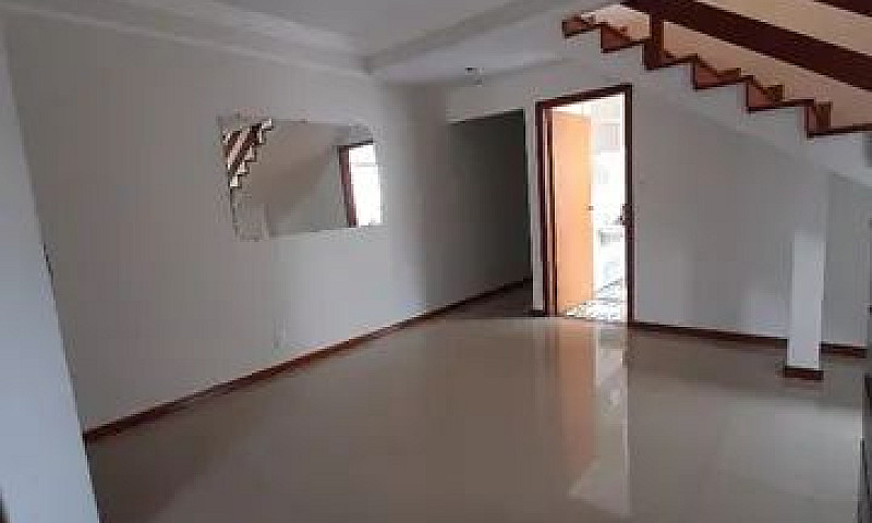 Triplex Jardim Laran...
