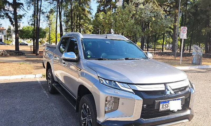 L200 Triton Hpe-S 20...