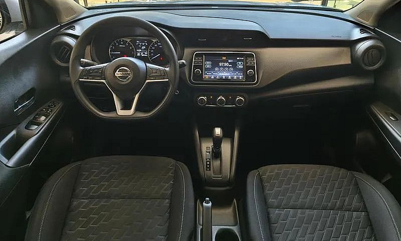 Nissan Kicks Sense 1...