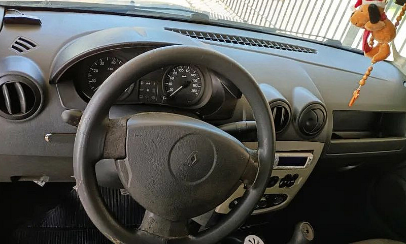 Renault Logan Expres...