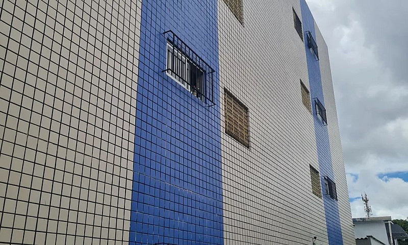 Apto Cordeiro ...