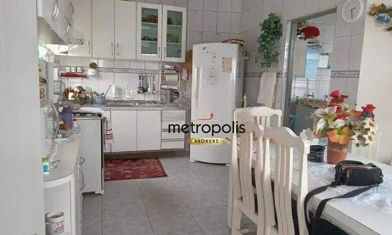 Casa Com 2 Dormitóri...