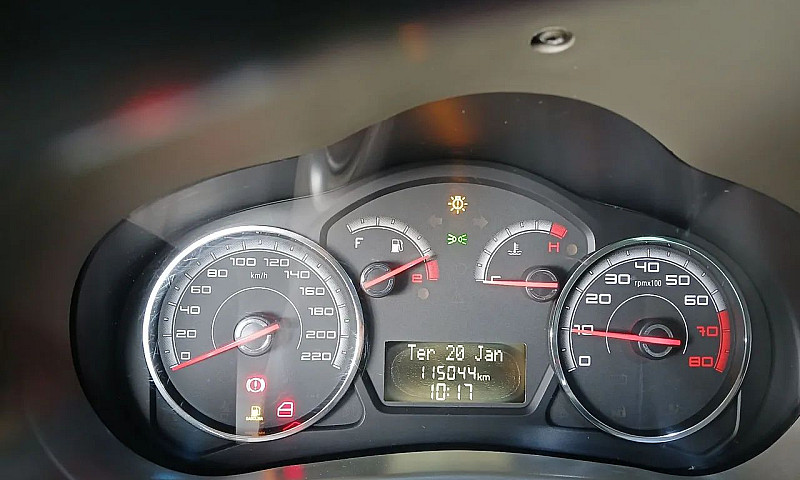 Fiat Palio Attractiv...