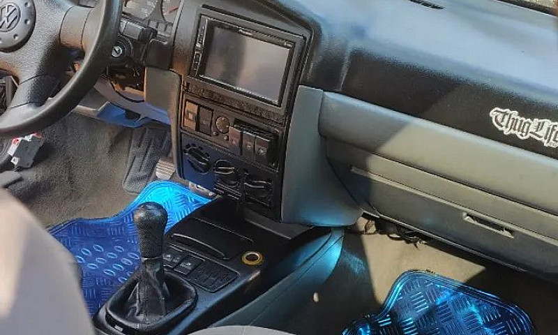 Volkswagen Santana 1...
