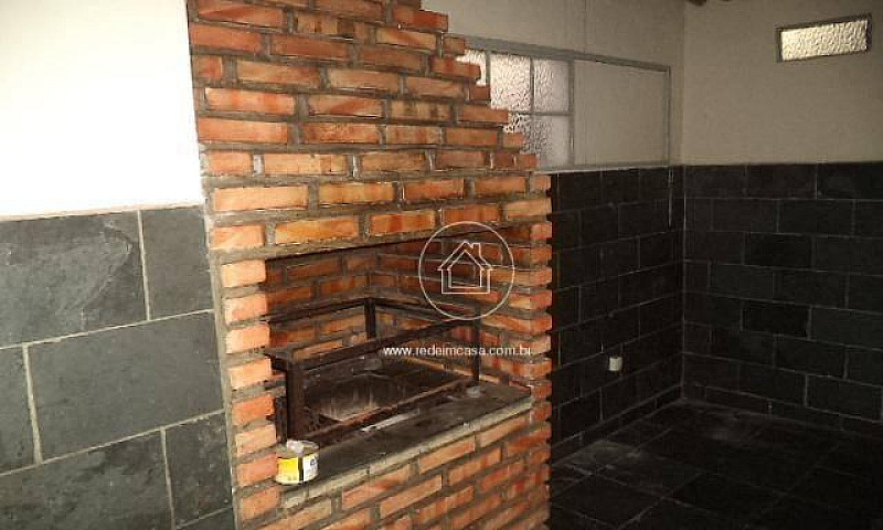 Casa Com 3 Dormitóri...