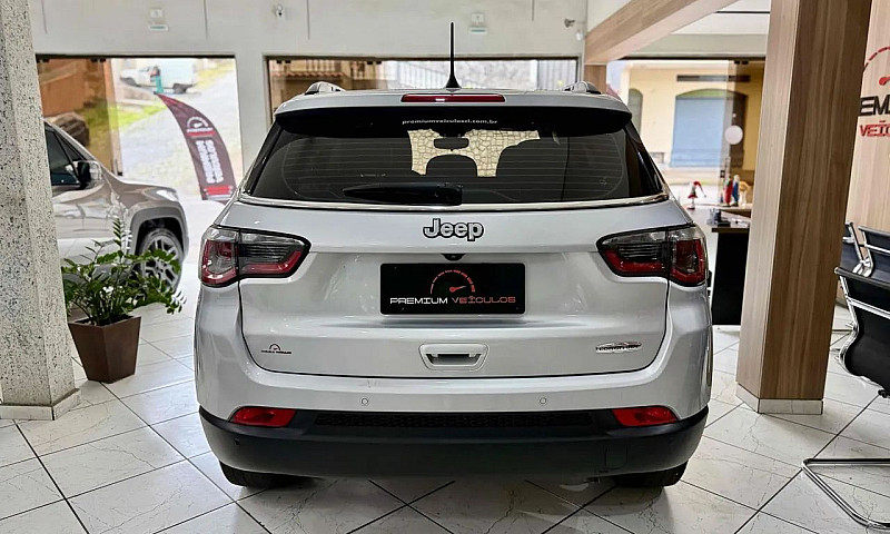 Jeep Compass Longitu...