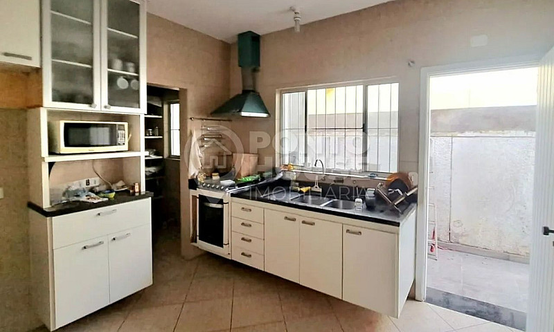 Casa Assobradada Par...