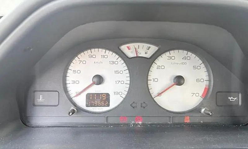 Peugeot 106 Quiksilv...