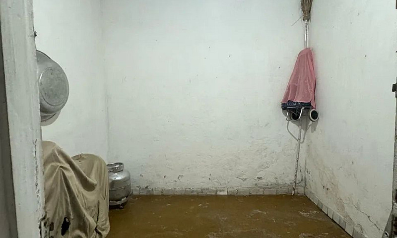 Vende-Se Casa Em Bay...
