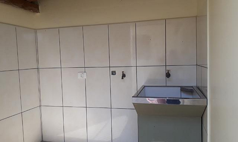 Alugo Casa Em Curiti...