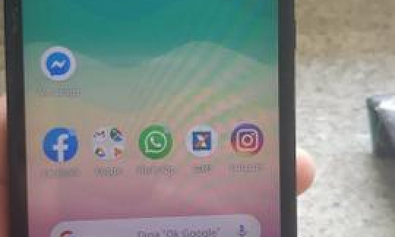Moto G7 Play...