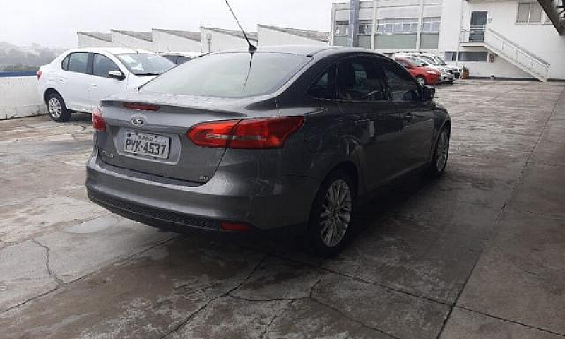 Ford Focus Se 2.0 16...