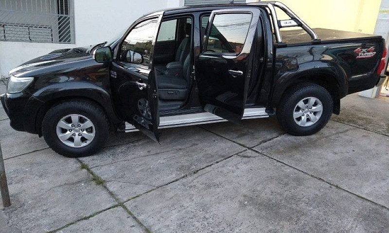  Toyota Hilux 3.0 Sr...
