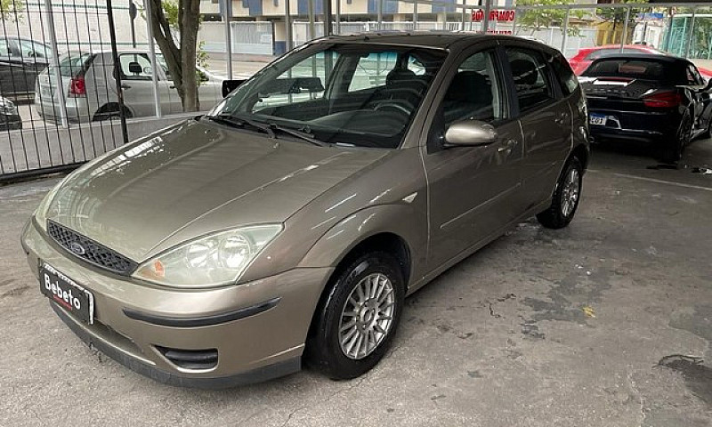 Focus Se 1.6 2005 Co...