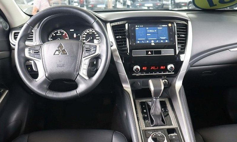 Pajero Sport Hpe 2.4...