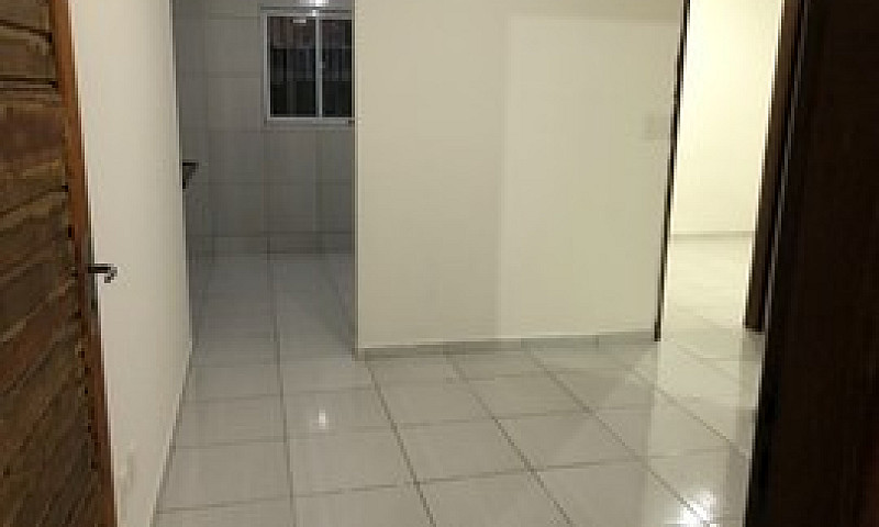 Aluga-Se Apartamento...