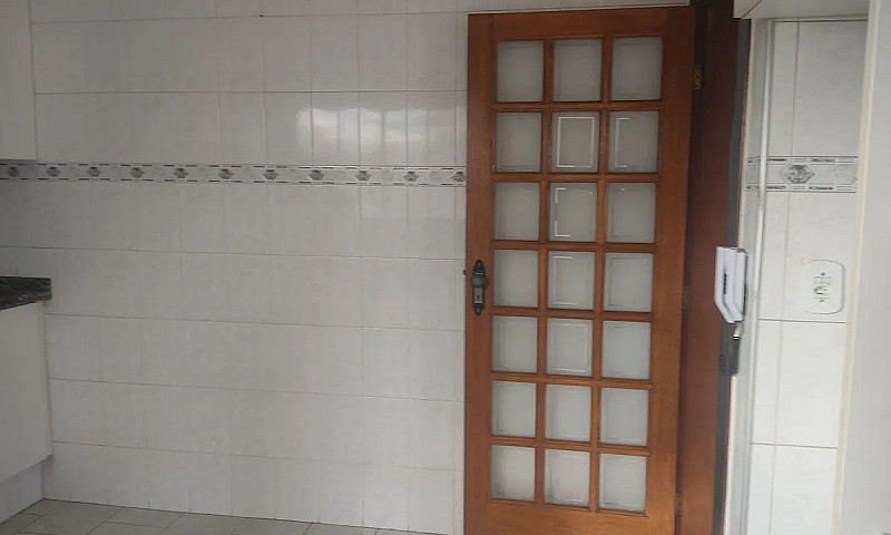 Alugo Apt $ 2.100,00...