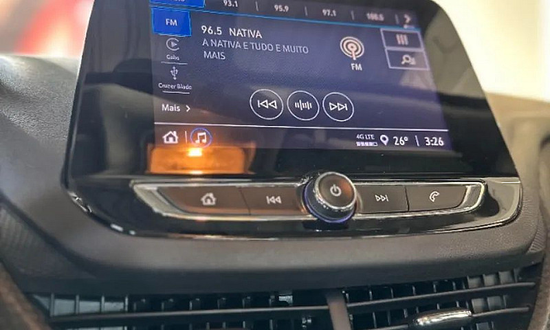 Chevrolet Onix Plus ...