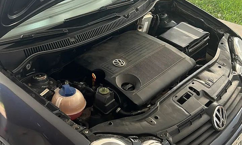 Volkswagen Polo Seda...