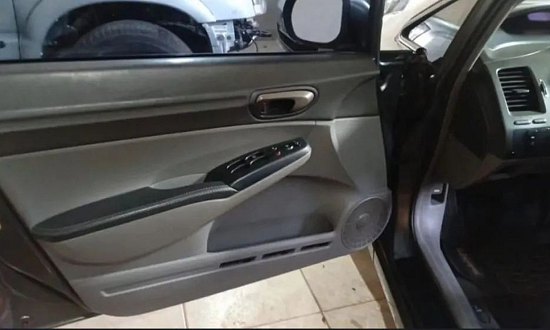 Honda Civic Sedan Lx...