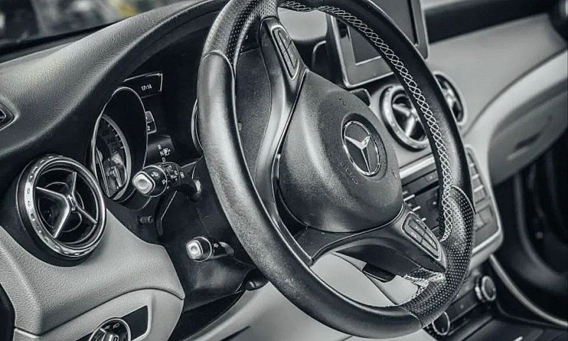 Mercedes-Benz Gla 20...